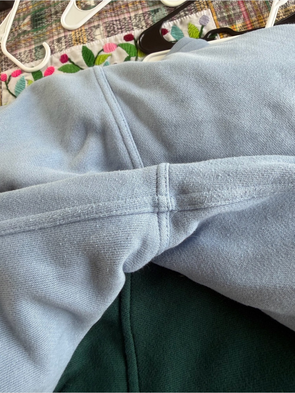 Lululemon Scuba Mid-Rise Wide-Leg Pant *Regular
Blue Willow - Picture 11 of 11